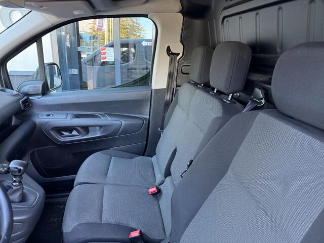 Citroen BERLINGO L2 Lang 1.5 BlueHdi 102PK 3-pers, Navi, Cruisecntrl, PDC, NIEUWSTAAT! Citro