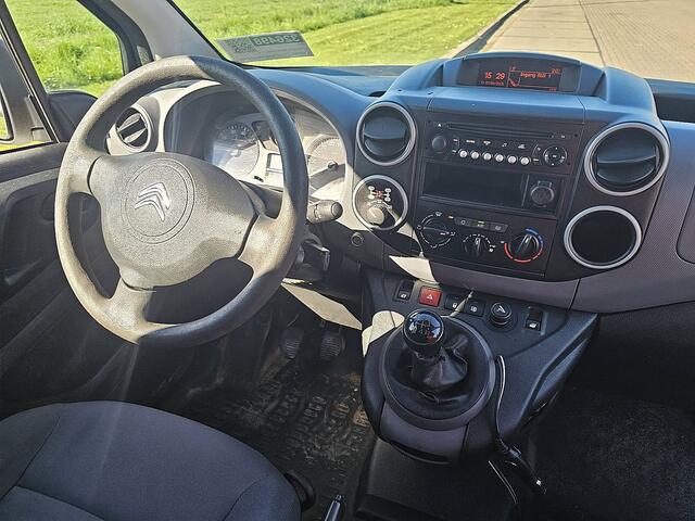 Citroen BERLINGO 1.6 BlueHDI 100 Club S&S 4X4, airco, cruise control, imperiaal, zijdeur, trekhaak,