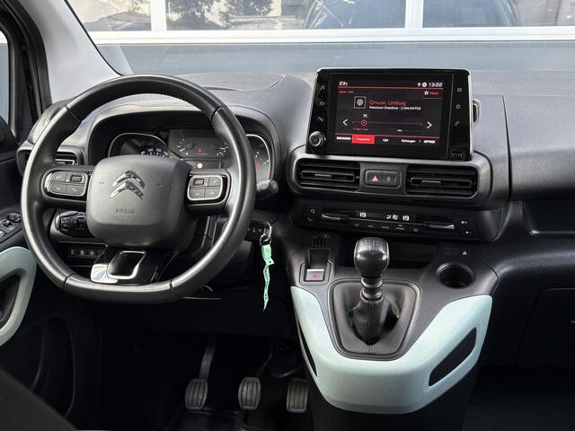 Citroen BERLINGO XL 1.2 PureTech Feel 7p. | Navi | Camera | Trekhaak | Caplay/Android | Cruise & Climate Control | Interesse? Bel of App naar: 06 30 51 05 90