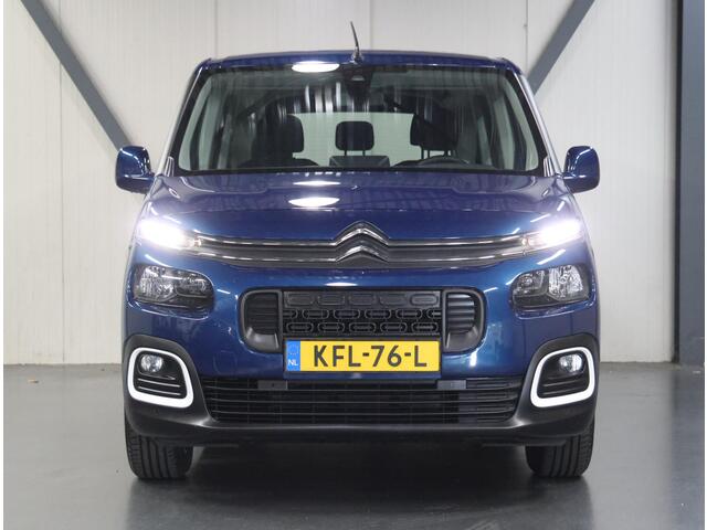 Citroen BERLINGO 1.2 130PK Feel | 1ste Eigenaar | AUTOMAAT | AppleCarPlay/AndroidAuto | Navigatie | 5 Persoons! | Camera | Cruise Control | Airco | Parkeersensoren | Armsteunen | Isofix |