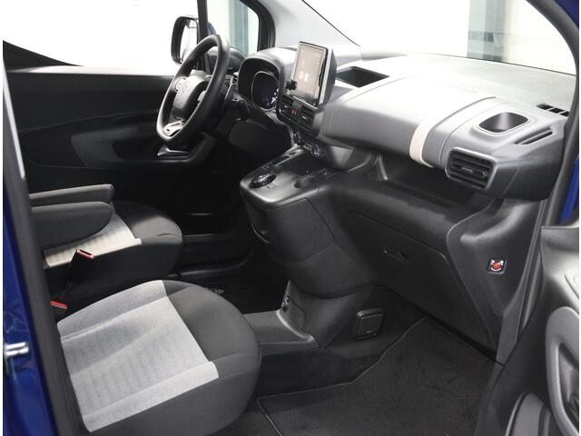 Citroen BERLINGO 1.2 130PK Feel | 1ste Eigenaar | AUTOMAAT | AppleCarPlay/AndroidAuto | Navigatie | 5 Persoons! | Camera | Cruise Control | Airco | Parkeersensoren | Armsteunen | Isofix |