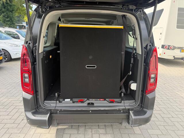 Citroen BERLINGO L2 Rolstoelauto 5+1 Automaat - Alle opties - Bodemverlaging - Rolstoelvervoer - Nieuwstaat