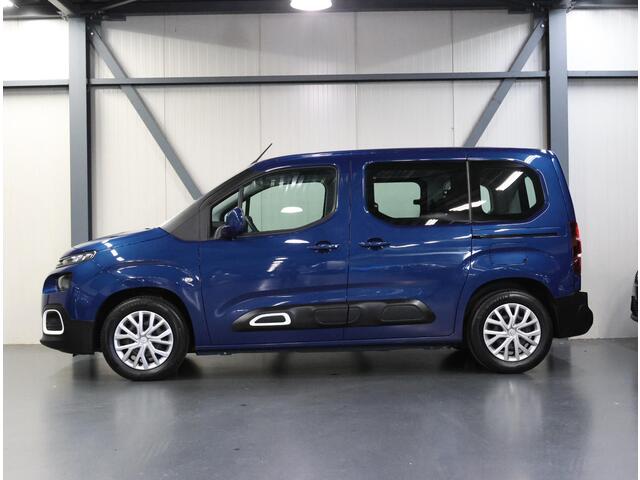 Citroen BERLINGO 1.2 110PK Feel | 2de Eigenaar | AppleCarPlay/AndroidAuto | Navigatie | 5 Persoons! | Cruise Control | Airco | Parkeersensoren | Isofix | Trekhaak |