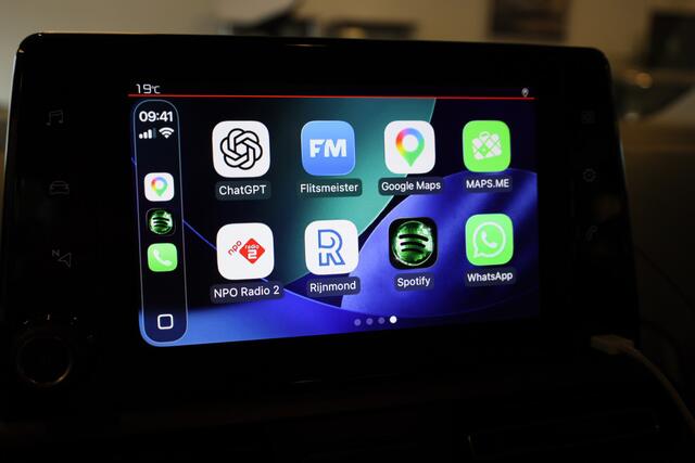 Citroen BERLINGO PT 130 Shine XTR Automaat-8 Camera | Sensoren | Carplay | Head-up display 2-schuifdeuren