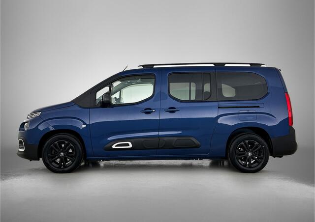 Citroen BERLINGO XL 1.2 PureTech Shine Direct leverbaar! Rolstoelauto met elektronisch uitdraaibare passagiersstoel