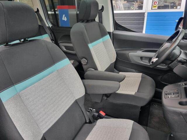 Citroen BERLINGO ë-Berlingo Shine 50 kWh PANODAK / CAMERA / HUD / TREKHAAK / NAVI