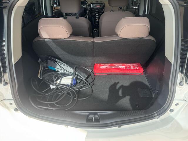 Citroen C-ZERO 4-persoons 16 kWh 85 RADIUS APK 9-25 BJ 2016 !!!