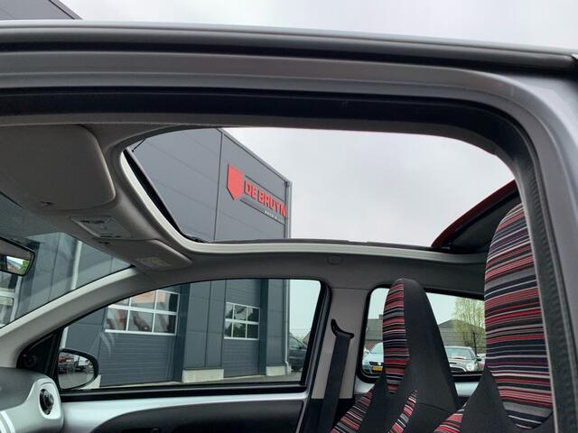 Citroen C1 1.0e-VTi Shine Cabriolet Clima