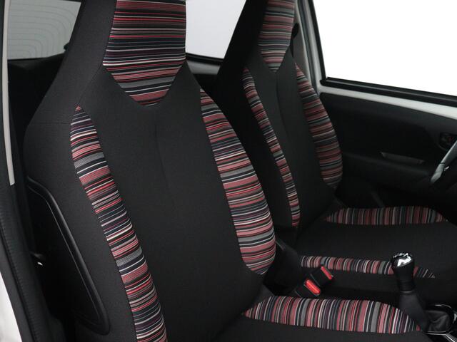 Citroen C1 1.0 VTi Feel | Rijklaar | Extra getint glas | Airco |