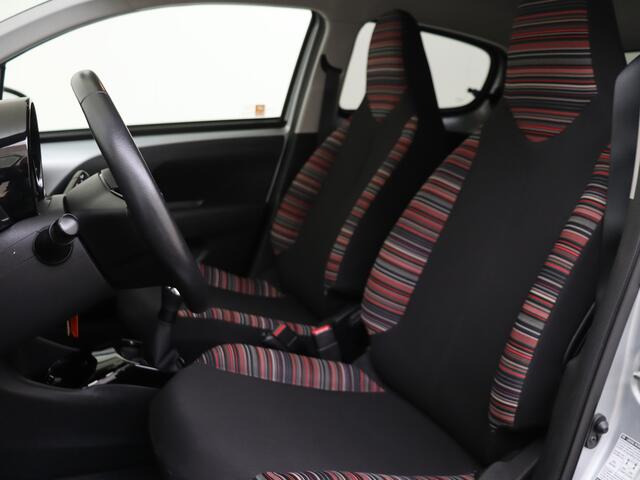 Citroen C1 1.0 VTi Feel | Pack Techno | Getinte ramen | Camera |