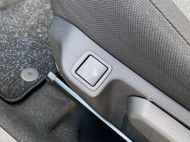 Citroen C1 1.2 PureTech Airscape Shine Met Vouwdak! | Cruise Control | Achteruitrijcamera | Voorstoelen Verwarmd! | RIJKLAARPRIJS INCL 12 MAANDEN GARANTIE EN BEURT