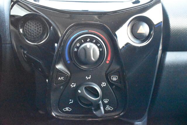 Citroen C1 VTi Feel 72-5drs | Airco | Apple carplay | LM Velgen |