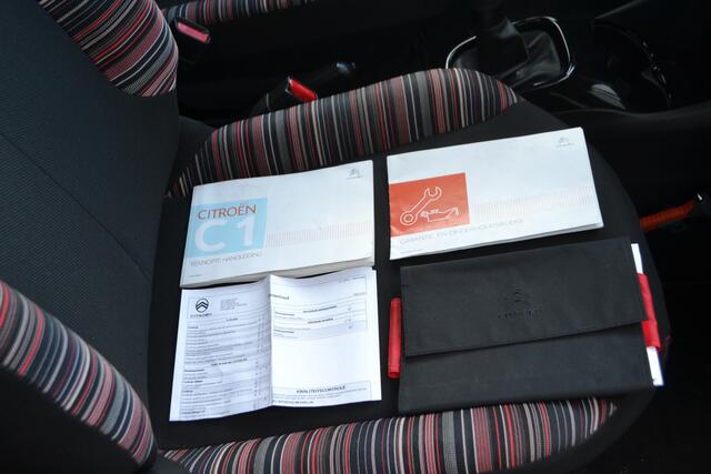 Citroen C1 1.0 VTi Feel I AIRCO I 5 DEUREN I PARKEERSENSOREN ACHTER I RADIO+BLUETOOTH+USB+AUX AANSLUITING I RESERVEWIEL I PRIVACY GLASS I KLEUR ZWART I