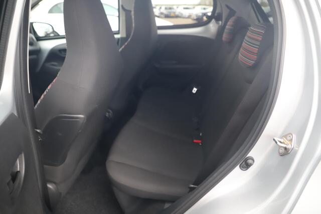 Citroen C1 1.0 VTi Feel Carplay Android Navigatie Achteruitrijcamera Airco Getint Glas