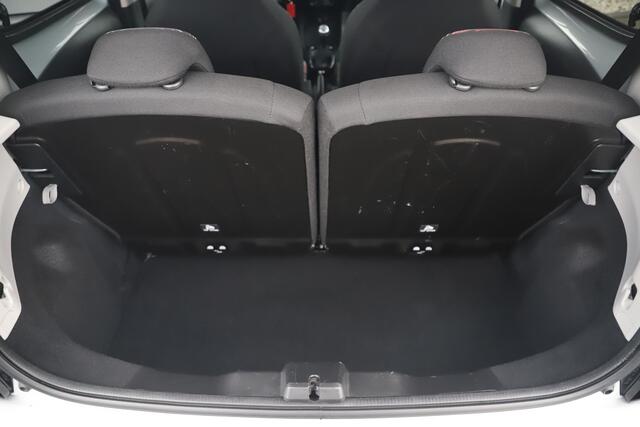 Citroen C1 1.0 VTi Feel Carplay Android Navigatie Achteruitrijcamera Airco Getint Glas