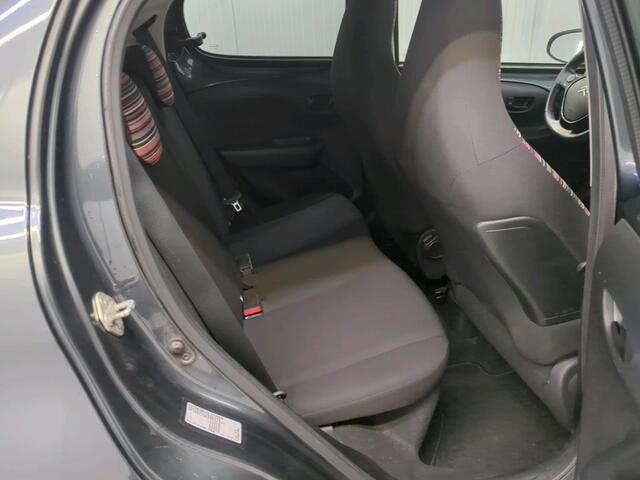 Citroen C1 1.0 VTi 72pk Feel Airco Bluetooth Getinte ramen