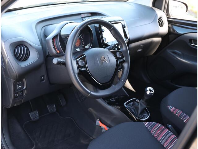 Citroen C1 1.0 VTi Shine | 1ste eigenaar | Camera | Climate control | Navigatie | Privacy glas | LMV | NL Auto |