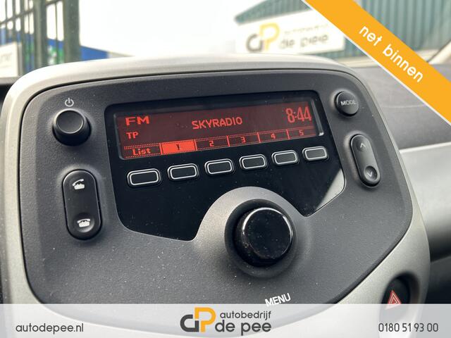 Citroen C1 1.0 e-VTi Feel GARANTIE/AIRCO/CV+AB/EL.RAMEN rijklaarprijs!