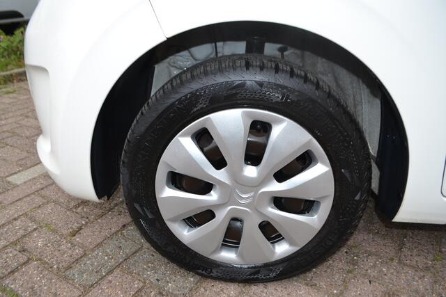 Citroen C1 1.0 e-VTi Feel I AIRCO I PARKEERSENSOREN ACHTER I CENTRALE DEURVERGRENDELING I RESERVEWIEL I 5 DEUREN I RADIO-USB -AUX AANSLUITING + BLUETOOTH I