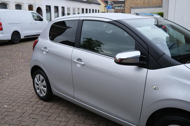 Citroen C1 1.0 e-VTi Style Edition Airco | Afneembare trekhaak | All season banden