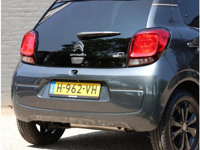 Citroen C1 1.0 VTi Origins | Apple Carplay/Android Auto | Achteruitrijcamera | Climate Control | Bluetooth | Automatisch dimlicht | Radio / MP3 speler met USB + stuurwielbediening | Dealeronderhouden | Lederen stuurwiel | Privacy Glass | 15" lichtmetalen velgen |
