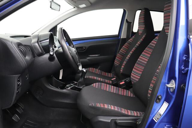 Citroen C1 1.0 VTi Feel Pack-Comfort Bluetooth LED Airco Extra getint glas