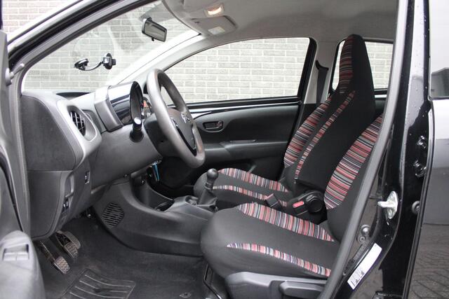 Citroen C1 Feel 1.0 e-VTi 70PK 5-drs Airco, ESP, Speed limiter, Bluetooth, Audio