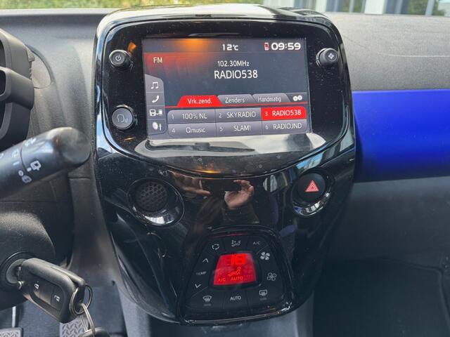 Citroen C1 1.0-12V Two-Tone Climatcntrl, Camera, Cruisecntrl, LM-velgen