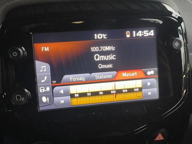 Citroen C1 1.0 VTi Urban Ride uit 2020 Rijklaar + 12 maanden Bovag-garantie Henk Jongen Auto's in Helmond, al 50 jaar service zoals 't hoort!