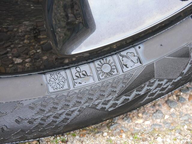 Citroen C1 1.0 e-VTi Feel TOPSTAAT! 2e EIGENAAR! 4-SEIZOENSBANDEN! CRUISE! AIRCO! BLUETOOTH! LM VELGEN!