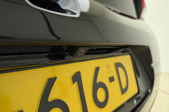 Citroen C1 1.0 VTi Shine Automaat | Climate Control | Getinte Ramen Achter | Lichtmetalen Velgen | Parkeerhulp Achter | All Season Banden | Bluetooth