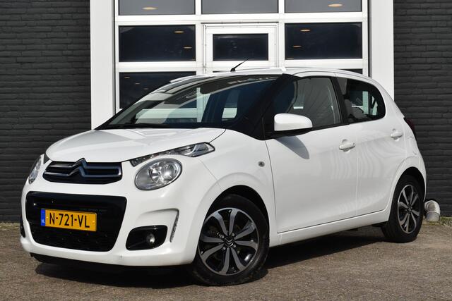 Citroen C1 VTi 72 Shine 5 drs | Airconditioning | Camera achter | Carplay & Android Auto | Parkeersensoren achter | Elektrisch bedienbare en verwarmde buitenspiegels | Lichtmetalen velgen | Isofix bevestigingspunten | DAB+ tuner | Zeer compleet!!