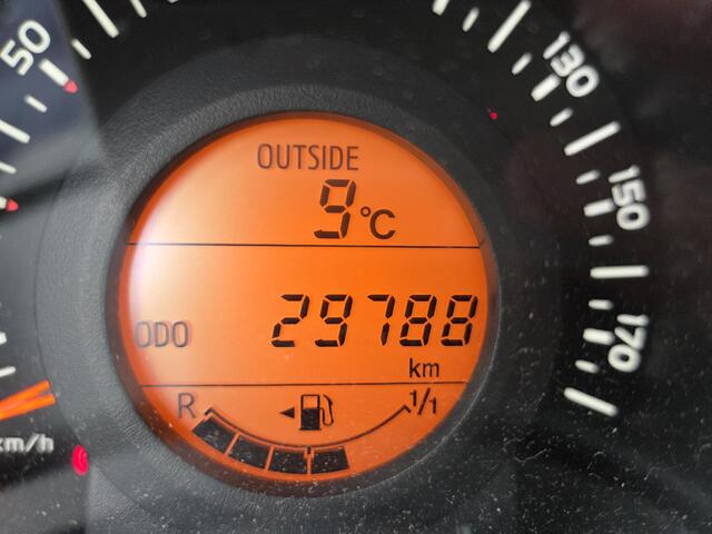 Citroen C1 1.0 VTi Urban Ride | ALL-IN RIJKLAAR | Camera | Apple Carplay | Lage kilometerstand | Duo-Tone