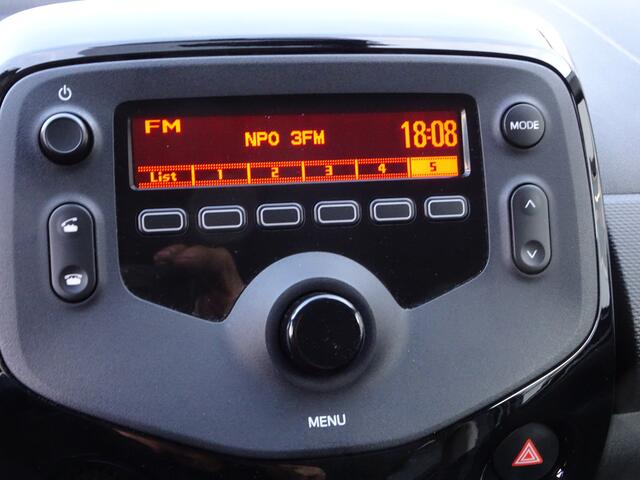 Citroen C1 1.0 VTi Feel Airco, elektrische ramen, centrale vergrendeling, enz.