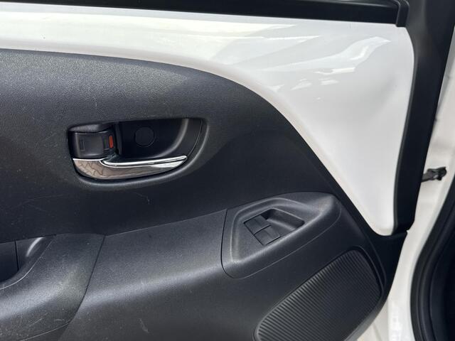 Citroen C1 1.0 VTi Shine Prijs incl 12 maanden BOVAG garantie