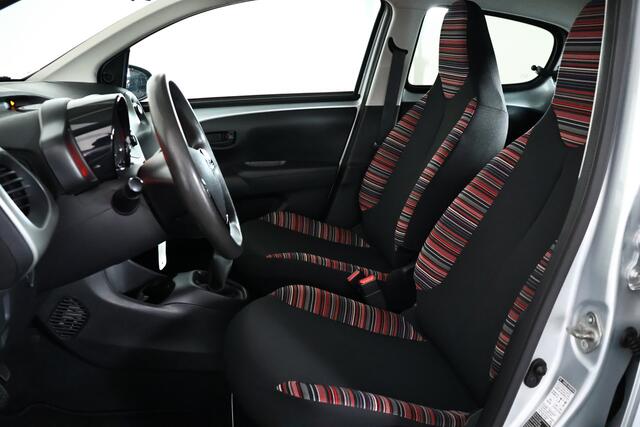 Citroen C1 1.2 PureTech Shine / Airco / Bluetooth / 5 Deurs