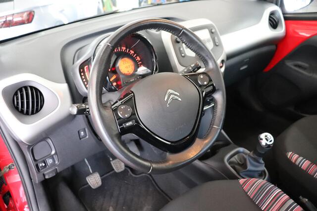 Citroen C1 1.0 e-VTi Feel, sportief zwart dak. Eerste eigenaar, dealer onderhouden!