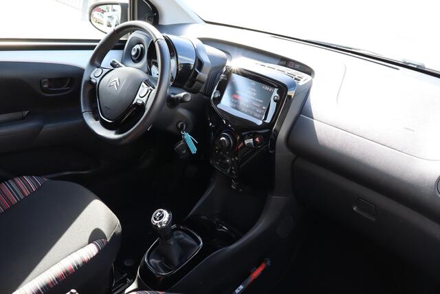Citroen C1 1.0 VTi Nederlandse auto/Apple carplay/Achteruitrijcamera/Airco/Elektrische ramen/DAB Radio