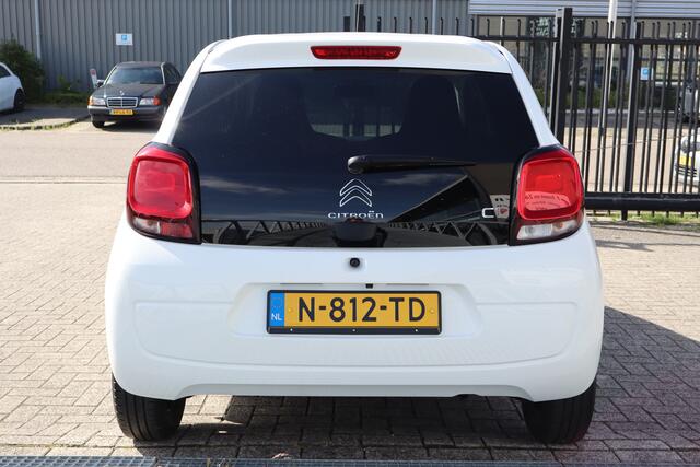 Citroen C1 1.0 VTi Nederlandse auto/Apple carplay/Achteruitrijcamera/Airco/Elektrische ramen/DAB Radio