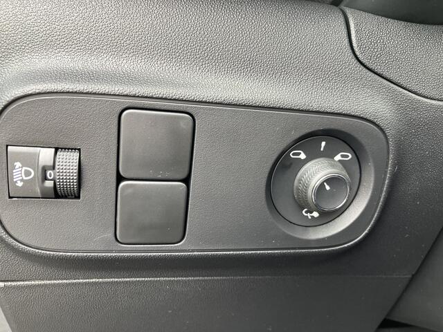 Citroen C3 1.2 PT Plus CLIMA/CAMERA/NAVI VOORRAADDEAL