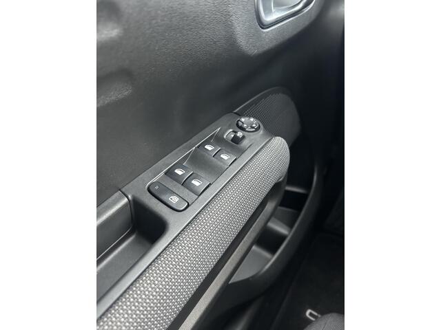 Citroen C3 Aircross 1.2 PureTech S&S Business AUTOMAAT | ZEER LAGE KM-STAND | NETTE AUTO