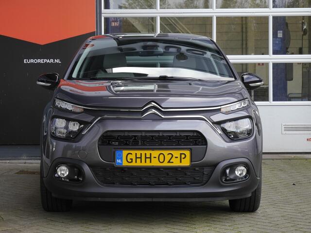 Citroen C3 1.2 PureTech Max | Navigatie | 16" Lichtmetalen velgen | Climate control | Getint glas | Zwart dak | Camera
