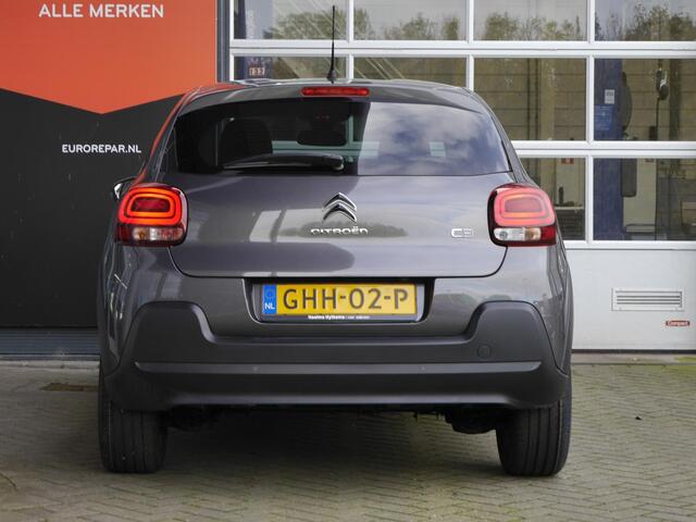 Citroen C3 1.2 PureTech Max | Navigatie | 16" Lichtmetalen velgen | Climate control | Getint glas | Zwart dak | Camera