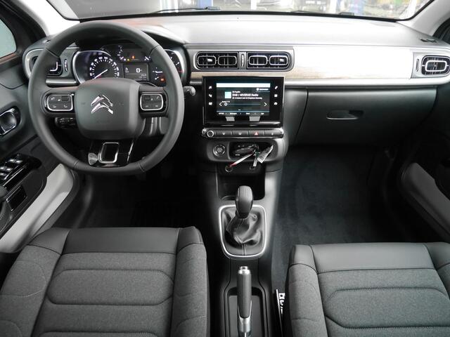 Citroen C3 1.2 PureTech Max | Navigatie | 16" Lichtmetalen velgen | Climate control | Getint glas | Zwart dak | Camera