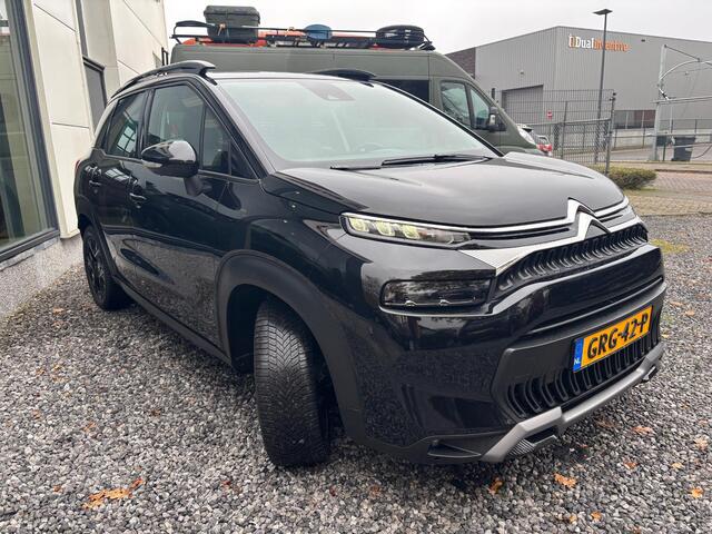 Citroen C3 Aircross 1.2 PureTech Shine 130pk Automaat | Panoramadak! | Zeer compleet! |