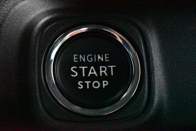 Citroen C3 Aircross PureTech 130 EAT6 Shine Automaat | Airco | Keyless | Stoelverwarming | Navi |