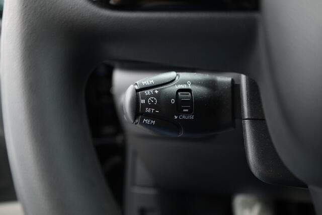 Citroen C3 1.2 PureTech C-Series | Navi by App | Stoelverw. | Clima | LED |