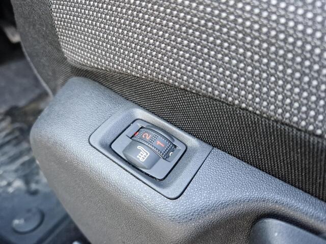 Citroen C3 Aircross 1.2 PureTech Shine | Climate & Cruise Control | Stoelverwarming | Parkeerhulp | Apple Car Play/Android Auto |
