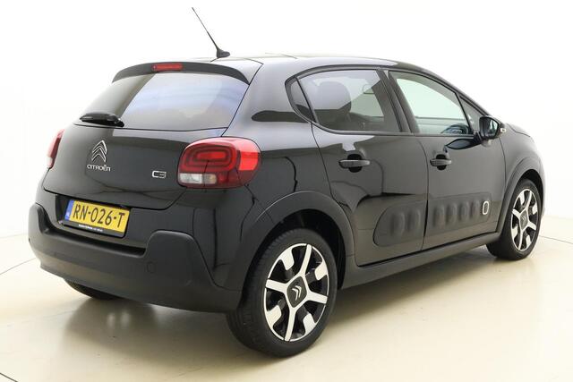 Citroen C3 1.2 PureTech 110pk S&S Shine | Panoramadak | Parkeercamera/-sensoren | Apple Carplay/Android Auto | LM velgen | Privacy Glass | Cruise Control | Climate Control | Navigatie | DAB | Unieke bekleding |