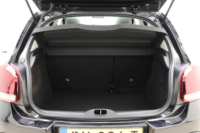 Citroen C3 1.2 PureTech 110pk S&S Shine | Panoramadak | Parkeercamera/-sensoren | Apple Carplay/Android Auto | LM velgen | Privacy Glass | Cruise Control | Climate Control | Navigatie | DAB | Unieke bekleding |